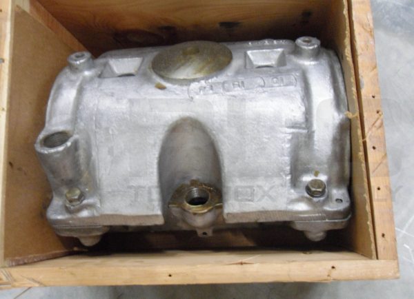NEW SAWC 498D773G004 SLEEVE 49349 HOUSING BLOCK - Image 4