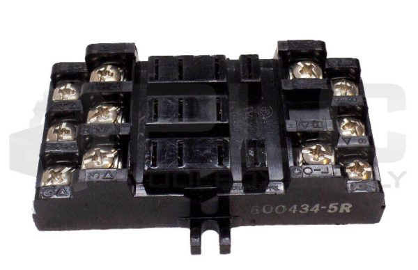 NEW RELIANCE ELECTRIC 600434-5R RELAY SOCKET