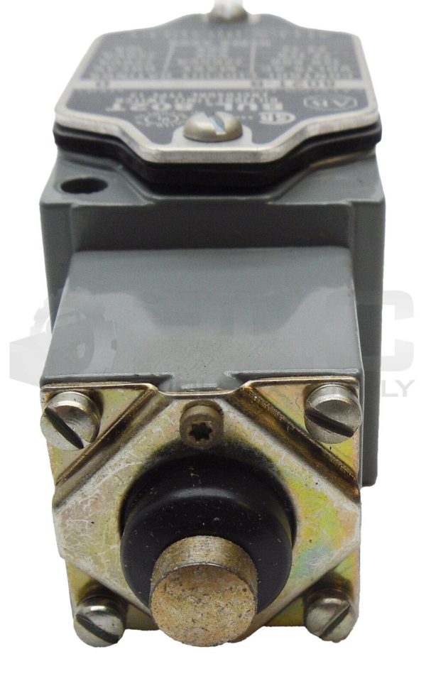NEW ALLEN BRADLEY 802T-B SER D OILTIGHT LIMIT SWITCH NSMP - Image 7