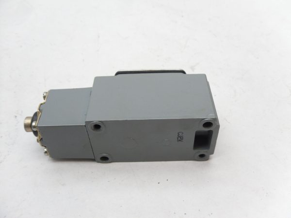NEW ALLEN BRADLEY 802T-B SER D OILTIGHT LIMIT SWITCH NSMP - Image 8