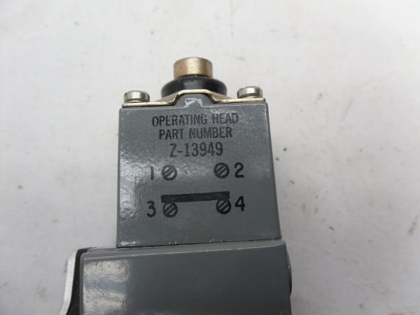 NEW ALLEN BRADLEY 802T-B SER D OILTIGHT LIMIT SWITCH NSMP - Image 10
