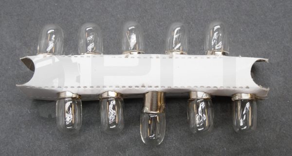 NEW BOX OF 10 GENERAL ELECTRIC 757 MINIATURE LAMP BULBS - Image 3