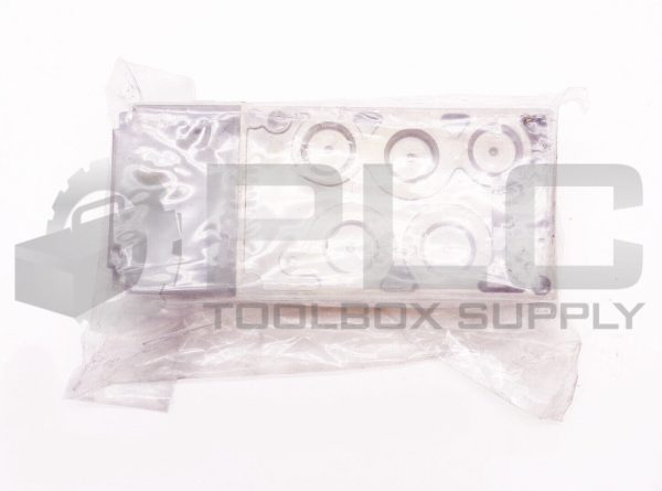 NEW SMC SPF0381-04-D PLUG-IN 1/2 SUBPLATE - Image 3