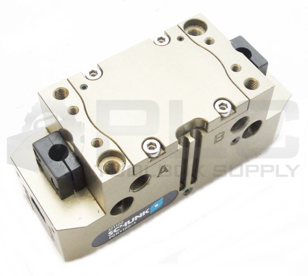 NEW SCHUNK 371102 PARALLEL PNEUMATIC GRIPPER PGN+100-1