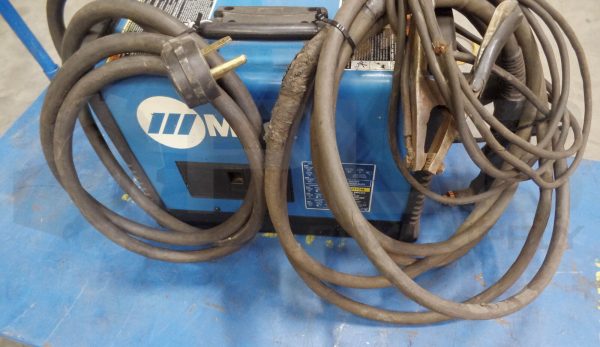 MILLER SPECTRUM 875 DC PLASMA CUTTING SYSTEM 90-120PSI - Image 4
