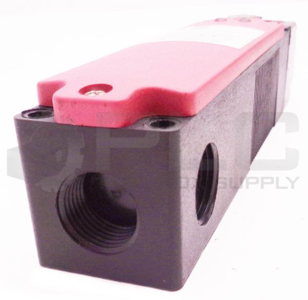 NEW RADWELL RAD04010 SAFETY INTERLOCK SWITCH 24V AC/DC 600V 10A - Image 5